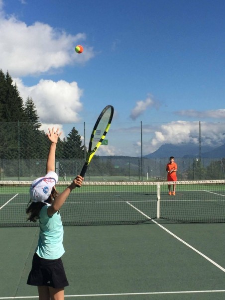 Tennis course for children (6-11 y/o) - 1h30 / day - Méribel