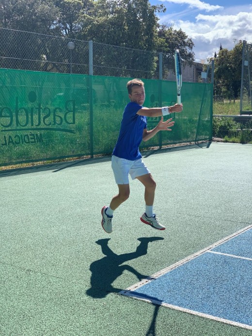 Camp Tennis + Tournois (à partir de 11 ans) - Nîmes