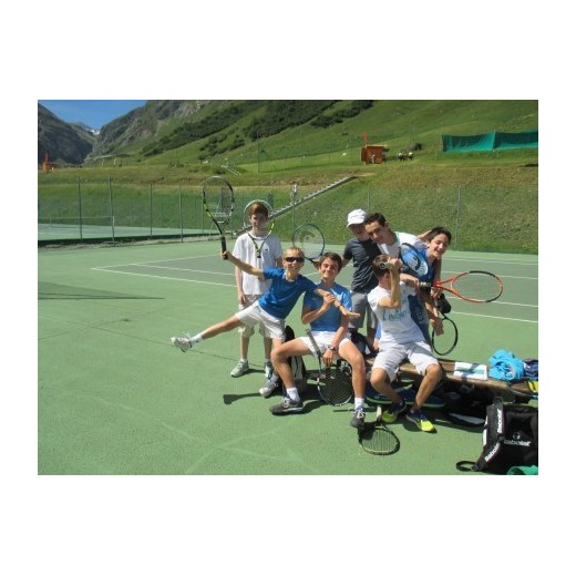 Teens tennis course 1hr30/day (11-12 y/o) - Val d'Isère