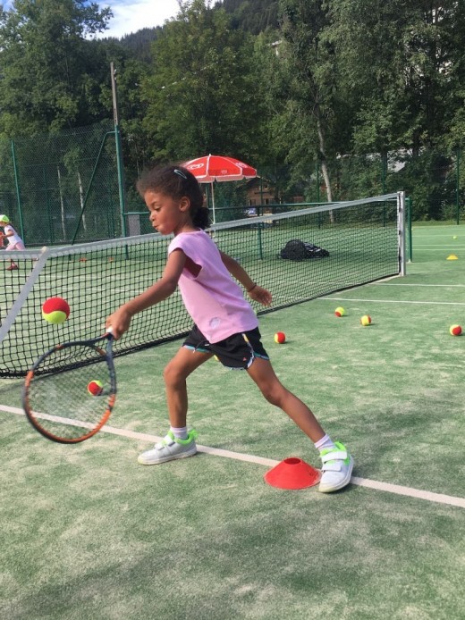 Children tennis course 2hr (6-11 y/o) - Morzine