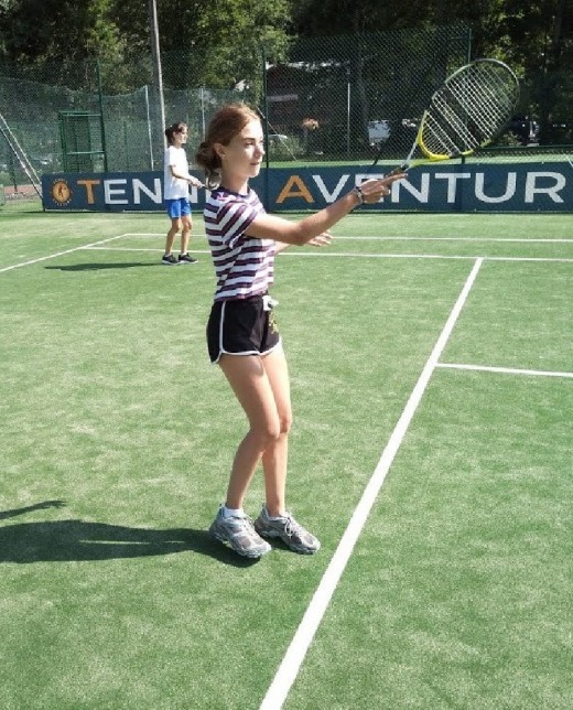 Teen tennis course 1hr30/day (11-17 y/o) - Morzine