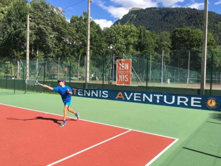 Teen tennis course 3hr/day (11-17 y/o) - Morzine