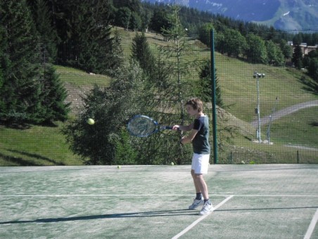 Teens tennis training (11-17 y/o) - 3hr/d - Les Arcs